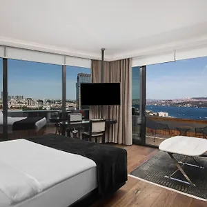 Gezi Bosphorus, Istanbul, A Member Of Design Istambul
