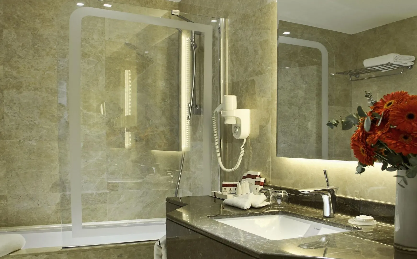 Retaj Royale Istanbul Otel 5*,