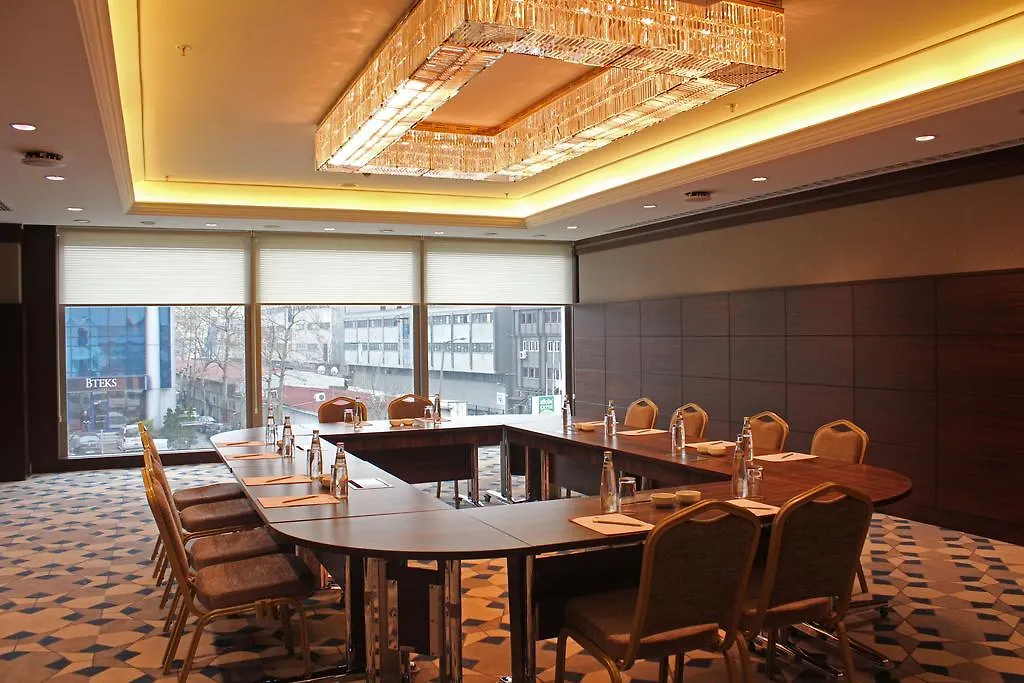 Retaj Royale Istanbul Otel 5*,