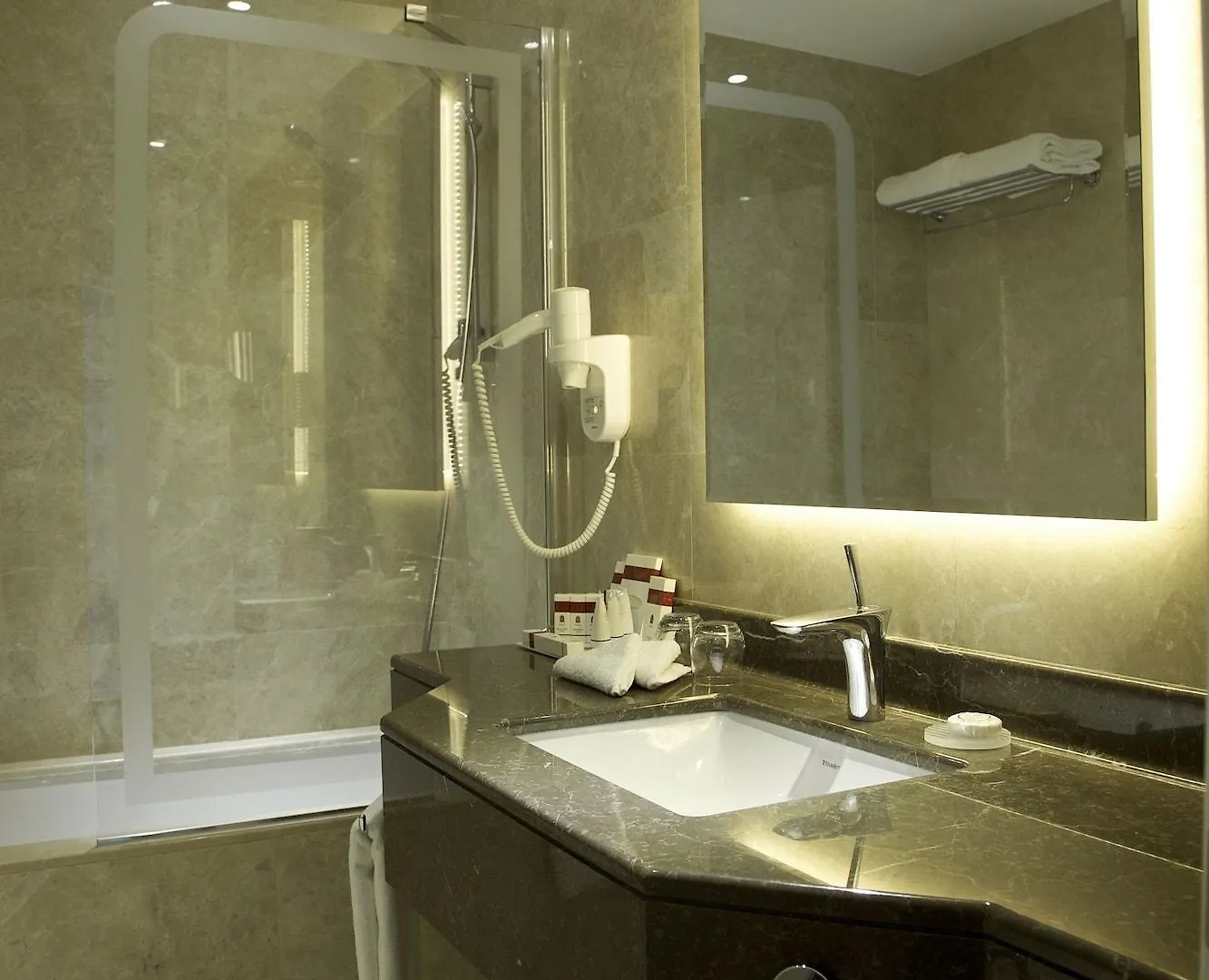 Rotta Hotel Istanbul 5*,